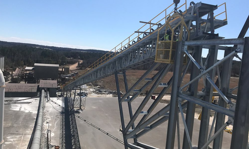 conveyor foundation concrete installation